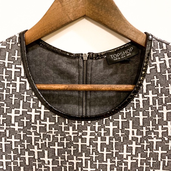 TopShop Cross Printed Stretchy Dress - Picture 4 of 8